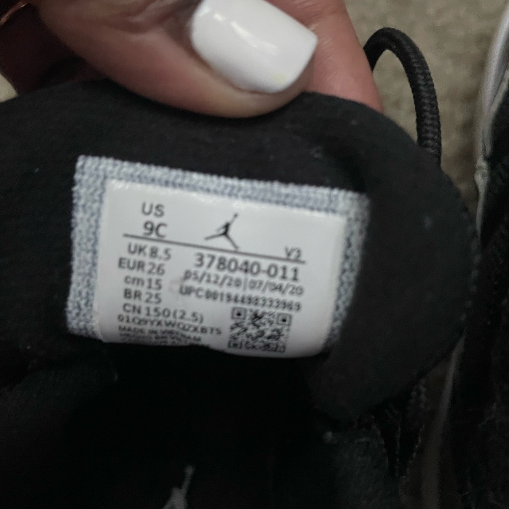 Toddler Air Jordan 11 Retro, toddler worn a few times in good condition
